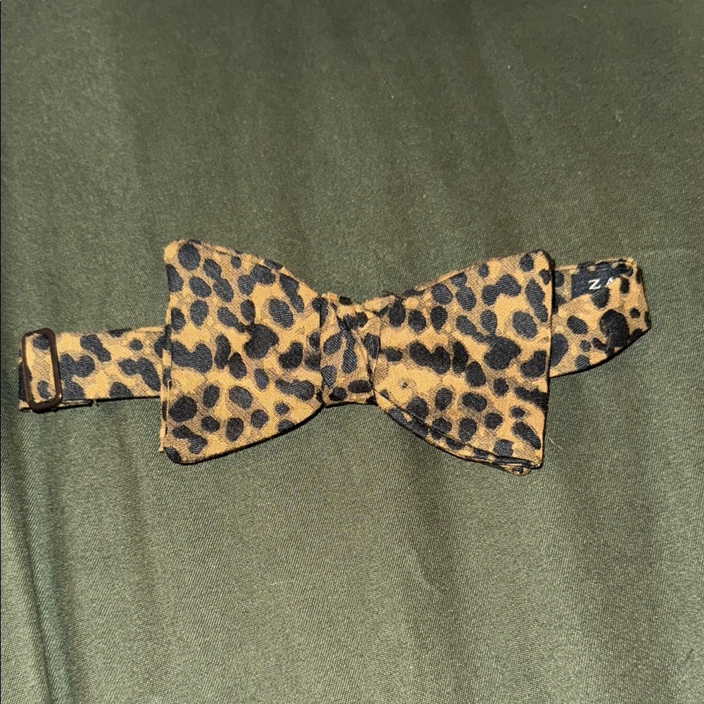 Zara Leopard Print Bow Tie